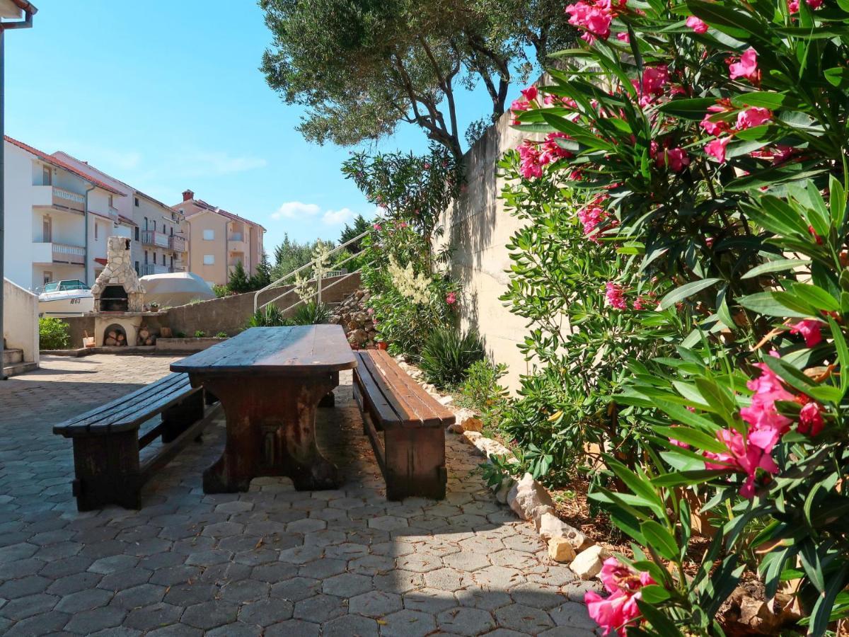 Apartment Andrea - Rab102 By Interhome Barbat na Rabu Bagian luar foto